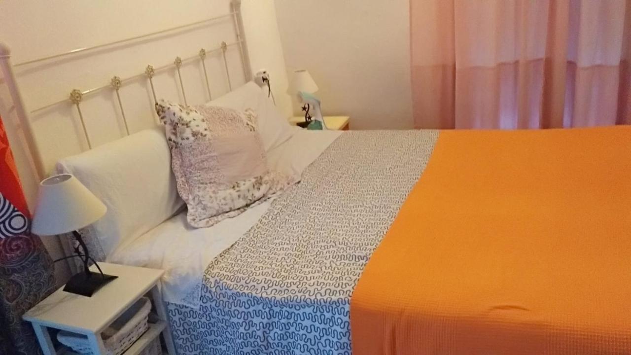 Hostal Vivienda Rural El Retorno Sevilla Exterior foto