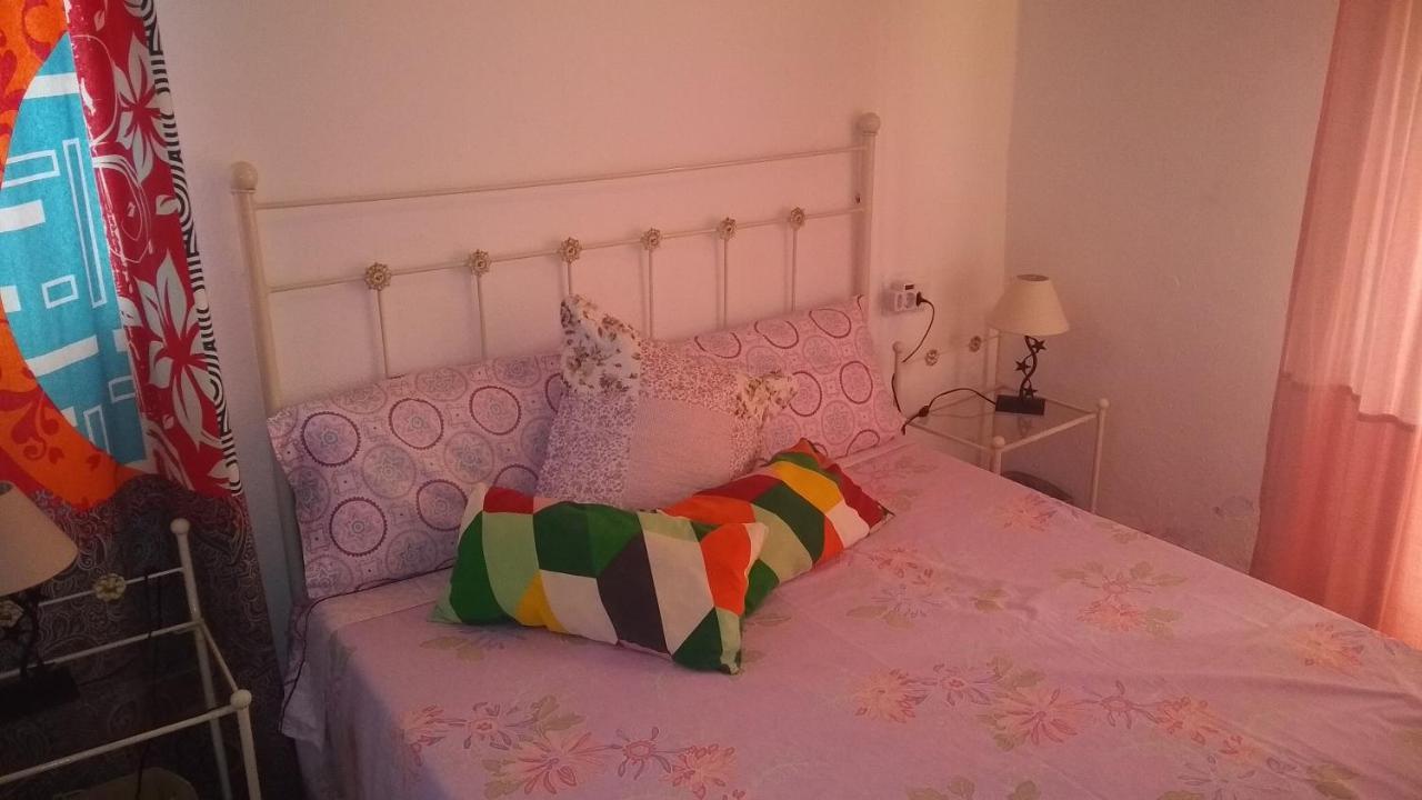 Hostal Vivienda Rural El Retorno Sevilla Exterior foto